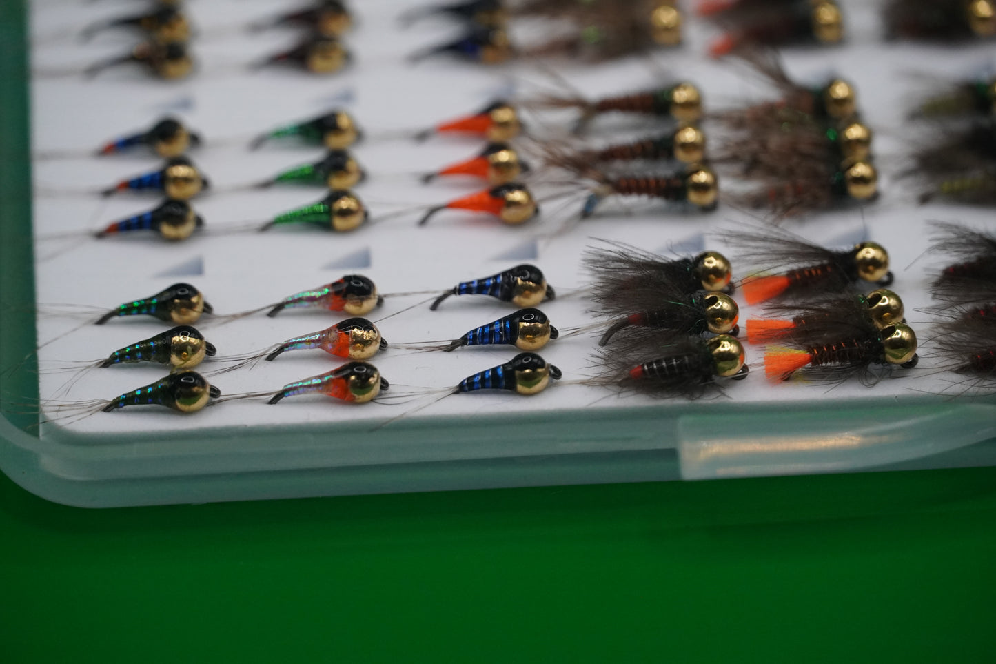 ÉDITION LIMITÉE – Boîte à mouches Euronymphing avec 63 nymphes jigs en tungstène + CASQUETTE SULCIFLY OFFERTE
